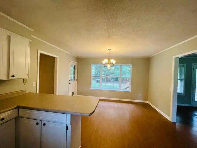 Foto del edificio - 1245 Cliff Seckinger Rd