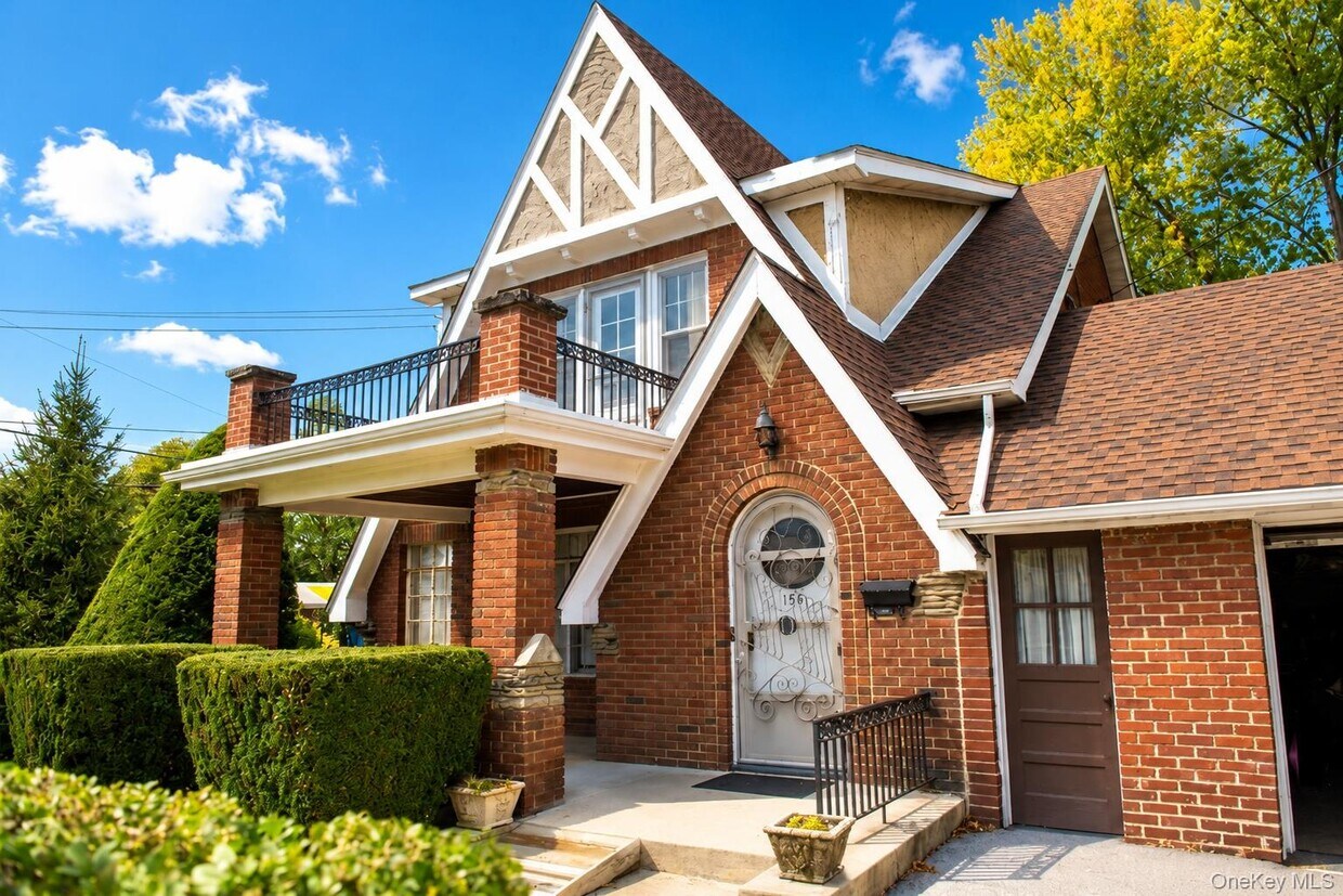 Foto del edificio - 153 Wisner Ave
