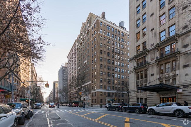 Foto del edificio - 595 West End Ave