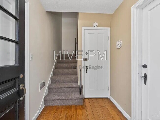Building Photo - 3333 S Sterling Way