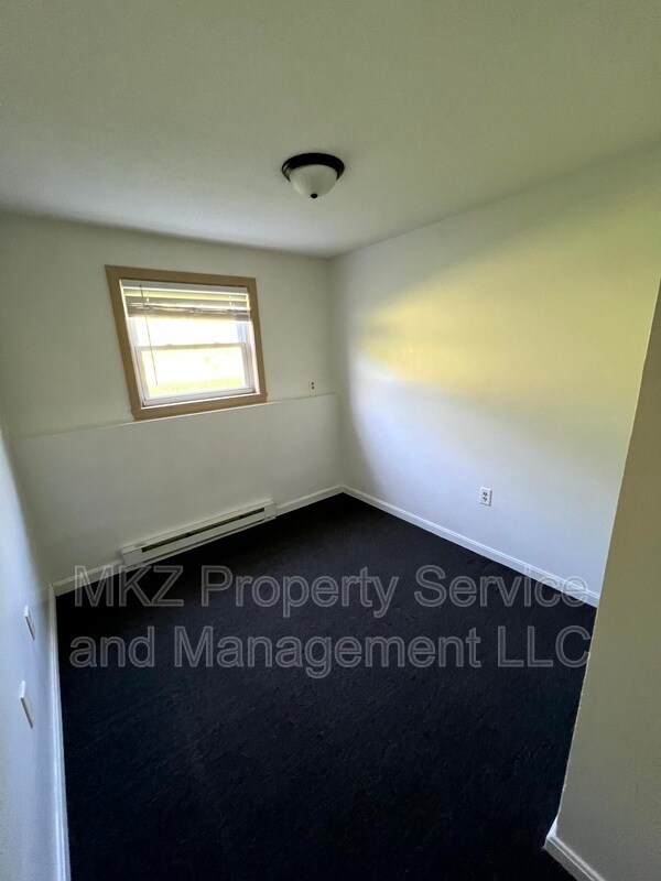 Foto del edificio - 51 Glenwood Dr