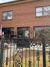 Building Photo - 916 Chester Pike