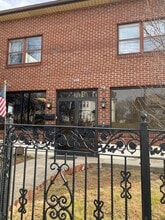 Building Photo - 916 Chester Pike