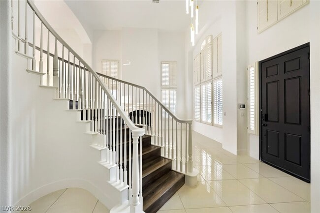 Building Photo - 1416 Palantine Hill Dr