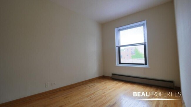 Foto del edificio - 1 bedroom in CHICAGO IL 60657