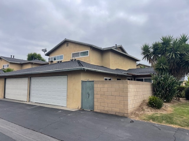 Foto principal - 12835 Stagecoach Ln