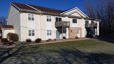 Building Photo - 3546 Lyell Rd