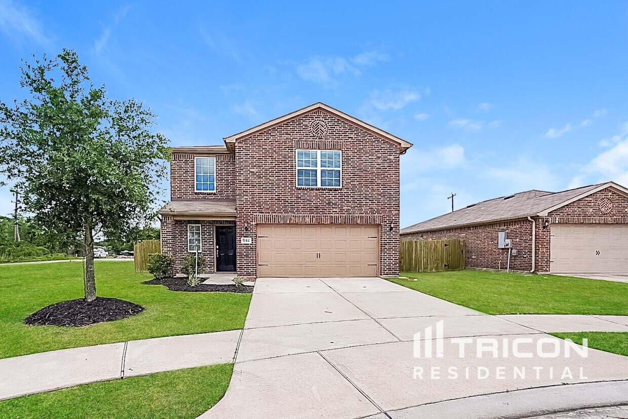 Foto principal - 944 American Monarch Dr