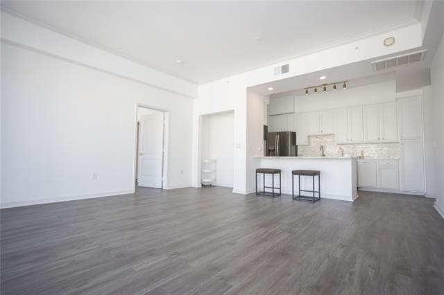 Building Photo - 3225 Turtle Creek Blvd Blvd