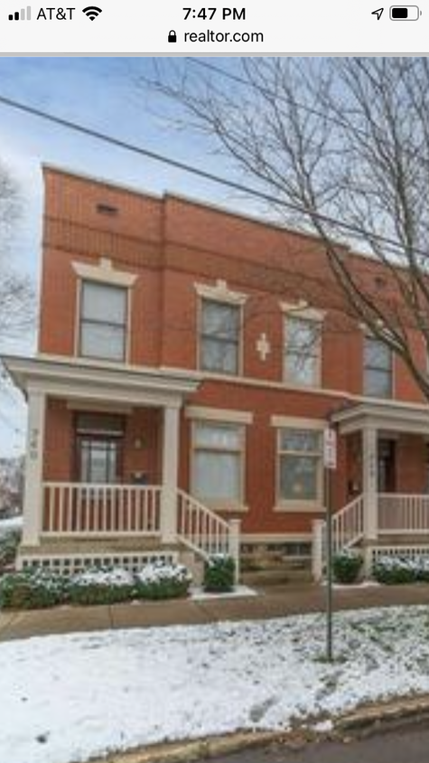 Foto principal - 742 S Front St