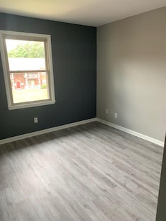 Building Photo - 2146 S. Main Street, Kannapolis NC 28081