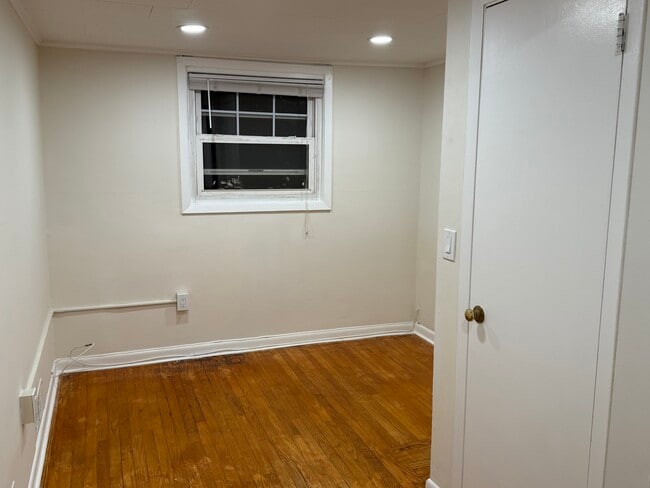 Building Photo - 41 Wood St