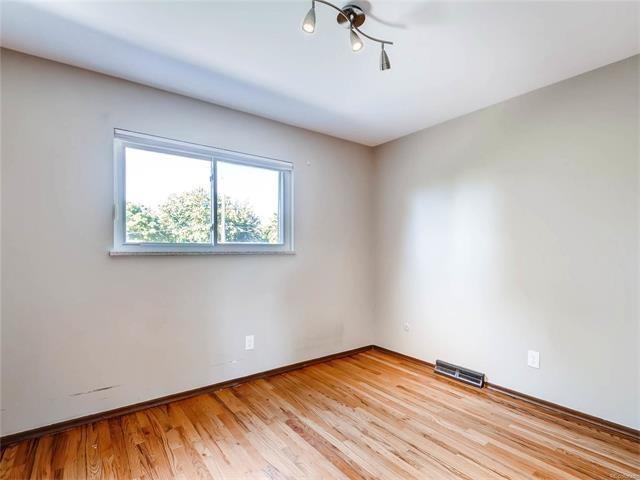 Photo - 2829 S Depew St House