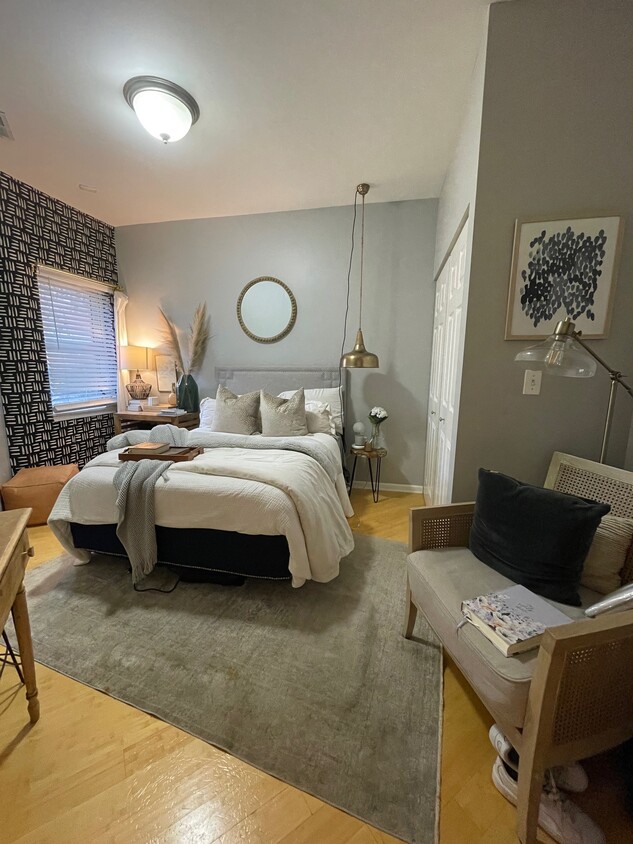 Foto principal - 757 W 14th St