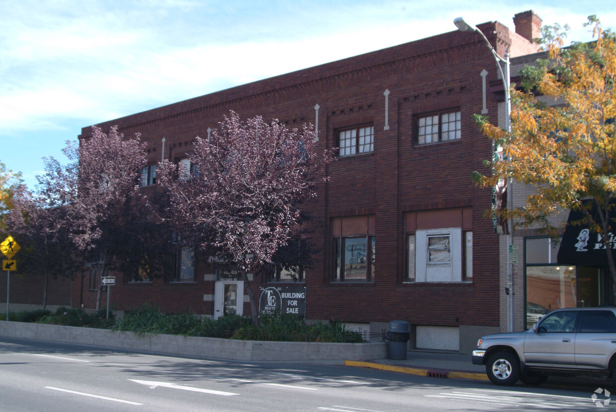 Primary Photo - Tracy Lofts