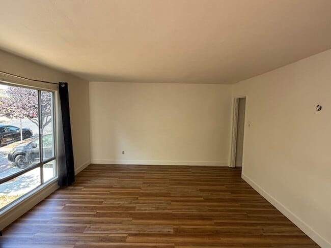 Building Photo - 2516 San Mateo St