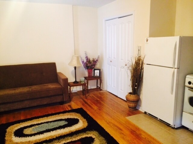 Primary Photo - 3412 Spring Garden St