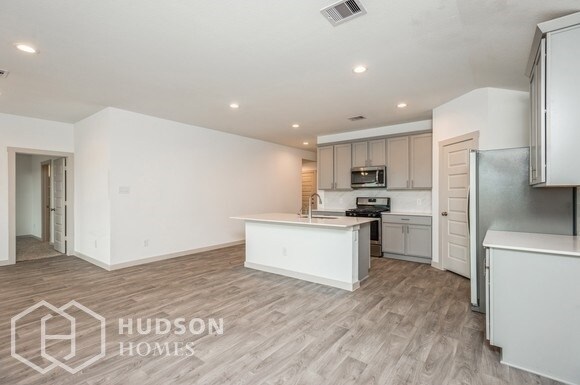 Building Photo - NEW CONSTRUCTION NOW AVAILABLE! 6919 Green...