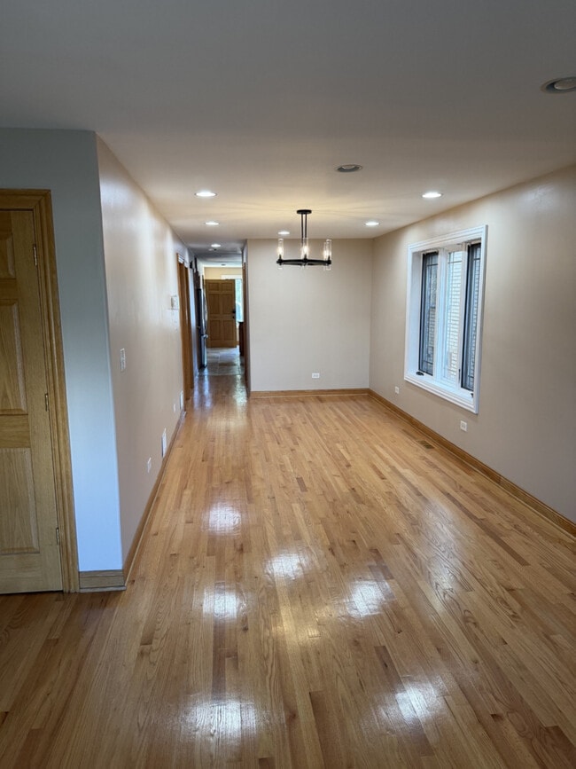 Building Photo - 5534 W 26th St
