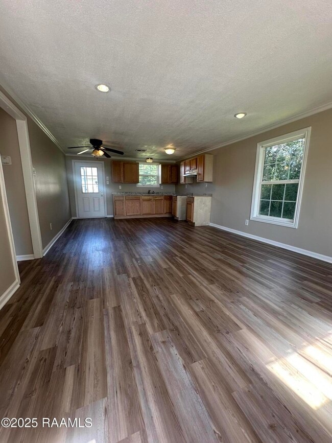 Building Photo - 1037 Erika Ln