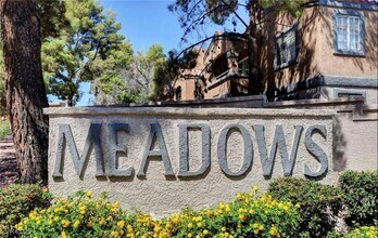 Building Photo - 220 Mission Newport Ln