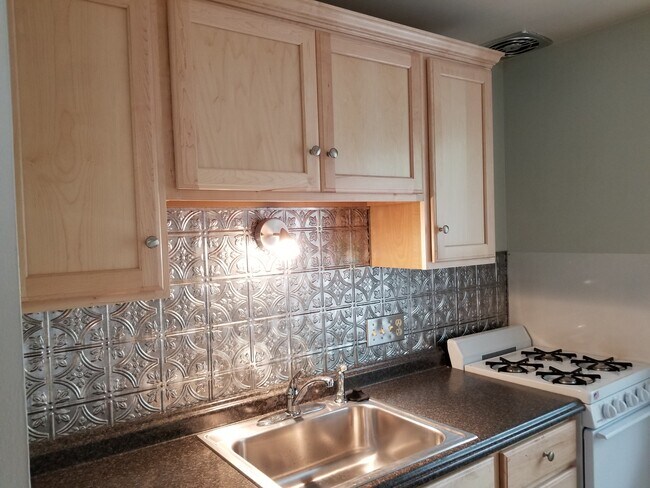 Foto del edificio - 1064 Highland St