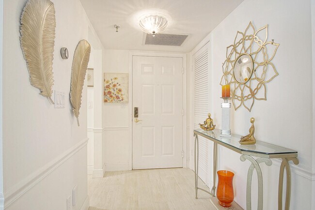 Building Photo - 2400 S Ocean Dr
