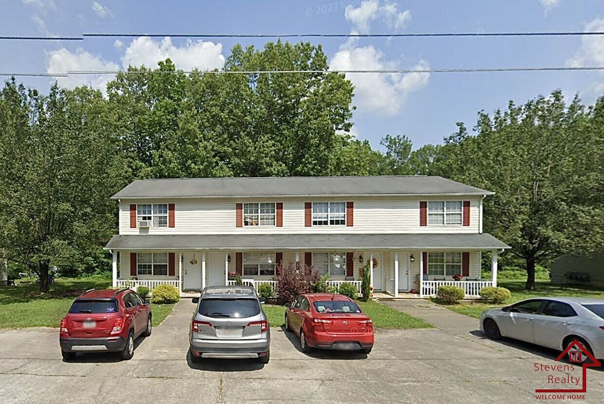 Foto principal - 181 East Ave