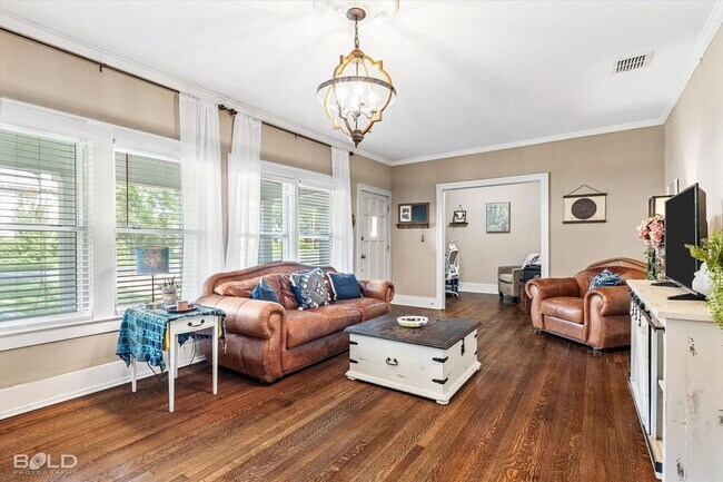 Foto del edificio - Lovely 2 bed, 1 bath home