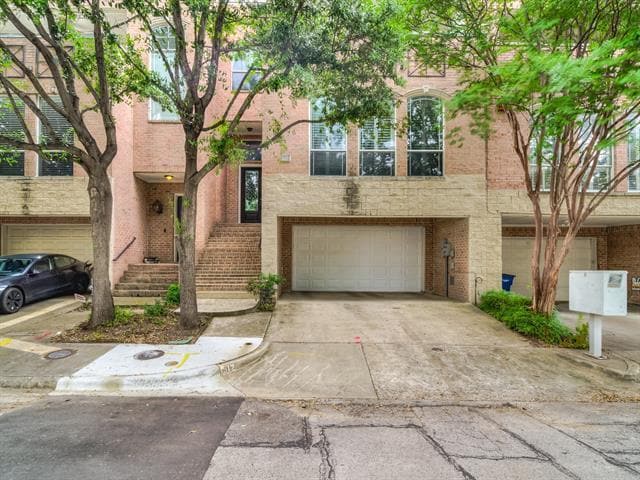 Primary Photo - 1512 Pecos St