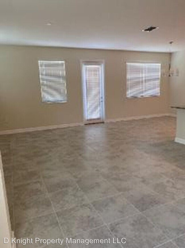Building Photo - 4 br, 3.5 bath House - 2915 Satire St
