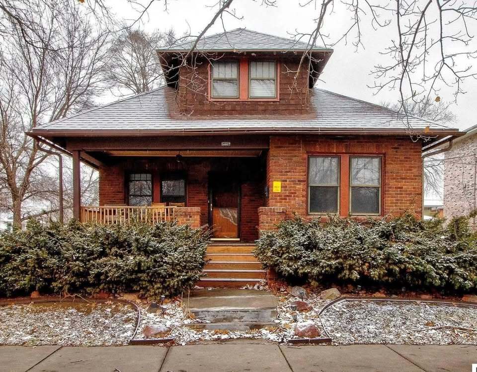 Foto principal - 1004 B St