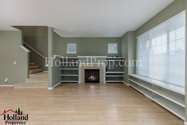 Building Photo - Gorgeous Single-Family Home in Beaverton w...