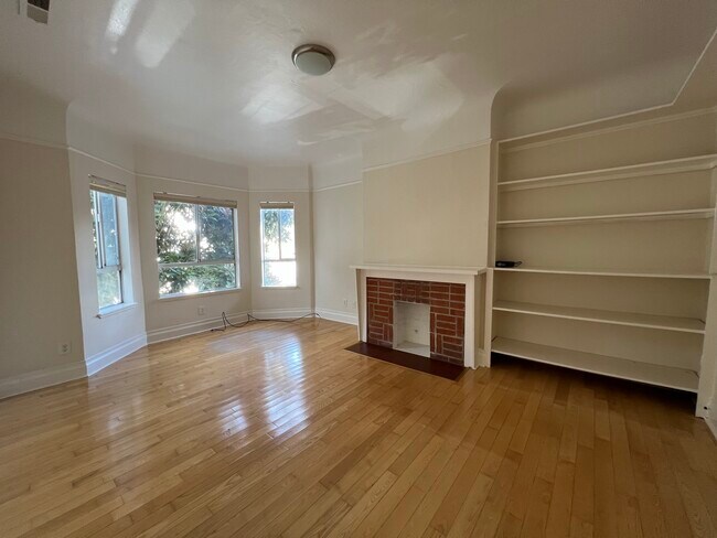 Building Photo - 1473 9th Ave
