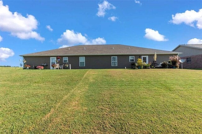 Building Photo - Winesap 2497/2499