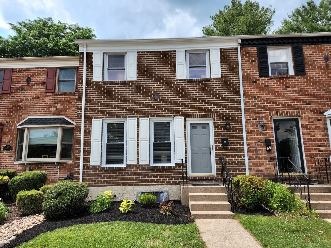 29 Providence Ave, Doylestown, PA 18901 Townhome Rentals in