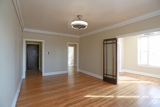 2BR, 1BA - Pearl - Belmont Buckingham