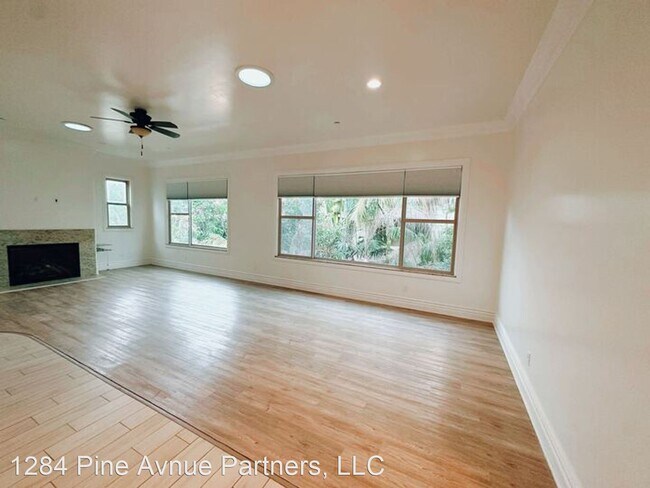 Building Photo - 6 br, 4 bath House - 1274 Pine Avenue