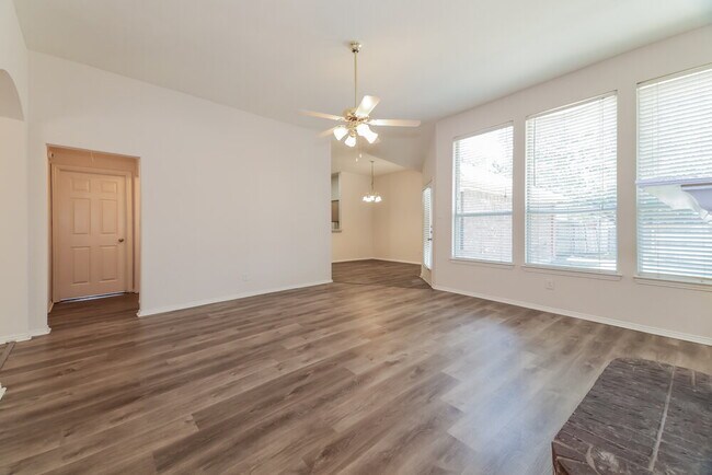 Building Photo - 1811 Caddo Lake Dr