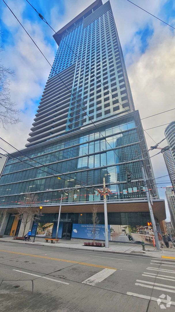 Building Photo - 300 Virginia St