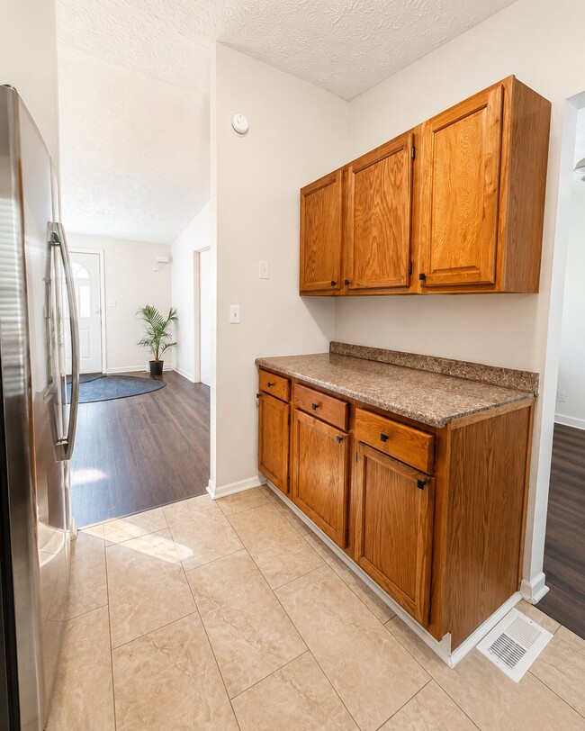 Photo - 1903 Madras Ct (Lithonia, GA) House