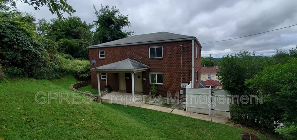 Primary Photo - 5706-5708 Poketa Rd.