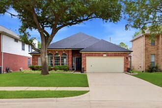 Building Photo - 2105 Mossy Trail Dr