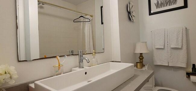 Foto del edificio - 2830 NE 30th Pl