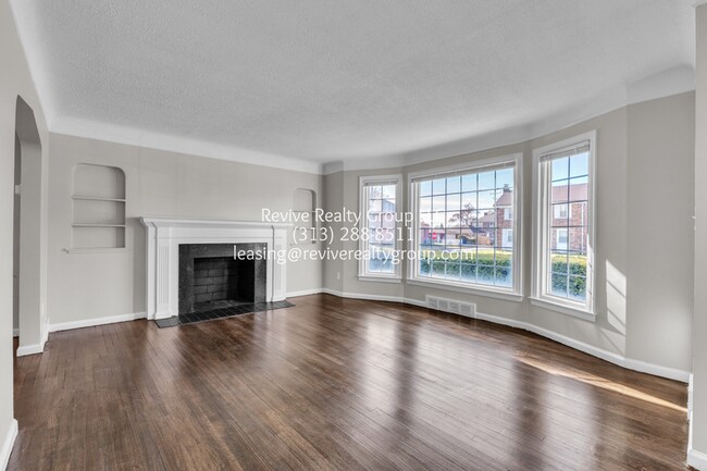 Foto del edificio - 18010 Sorrento Ave