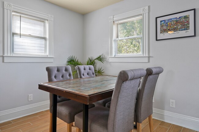 Foto del edificio - 403 Highland Ave