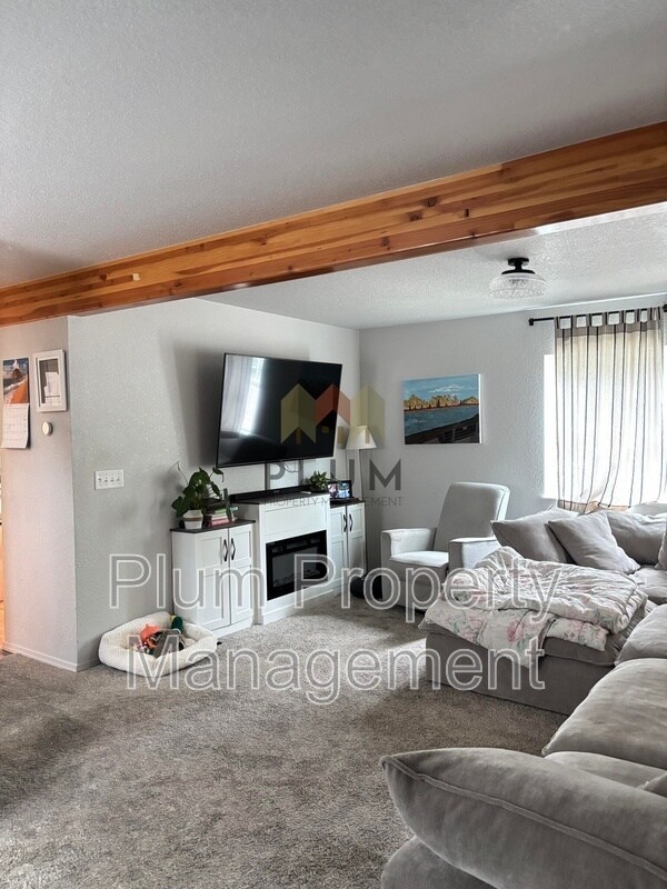 Foto del edificio - 4400 Martindale Way