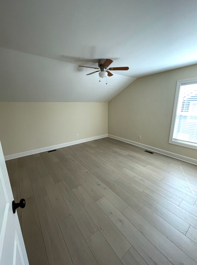 Foto del edificio - 624 Golfview Dr