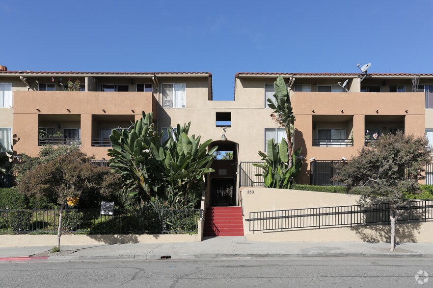 Mariposa Gardens Rentals Los Angeles Ca Apartments Primary Photo Mariposa Gardens