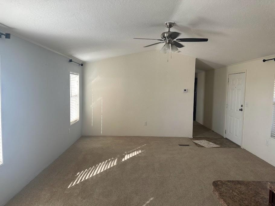 Foto principal - 6735 Pitts Rd